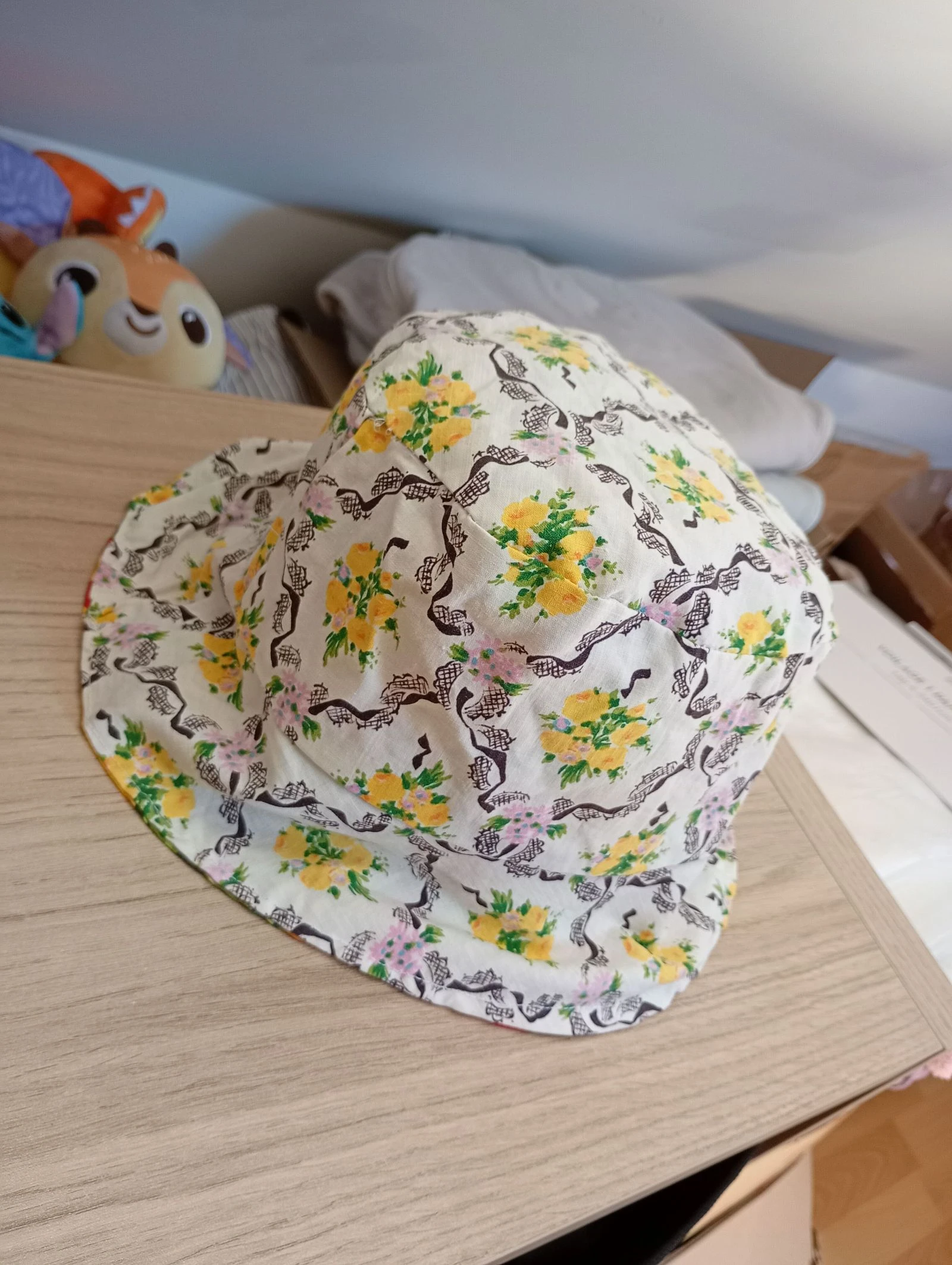 Chapeau vintage réversible motif fleurs taille M/L
